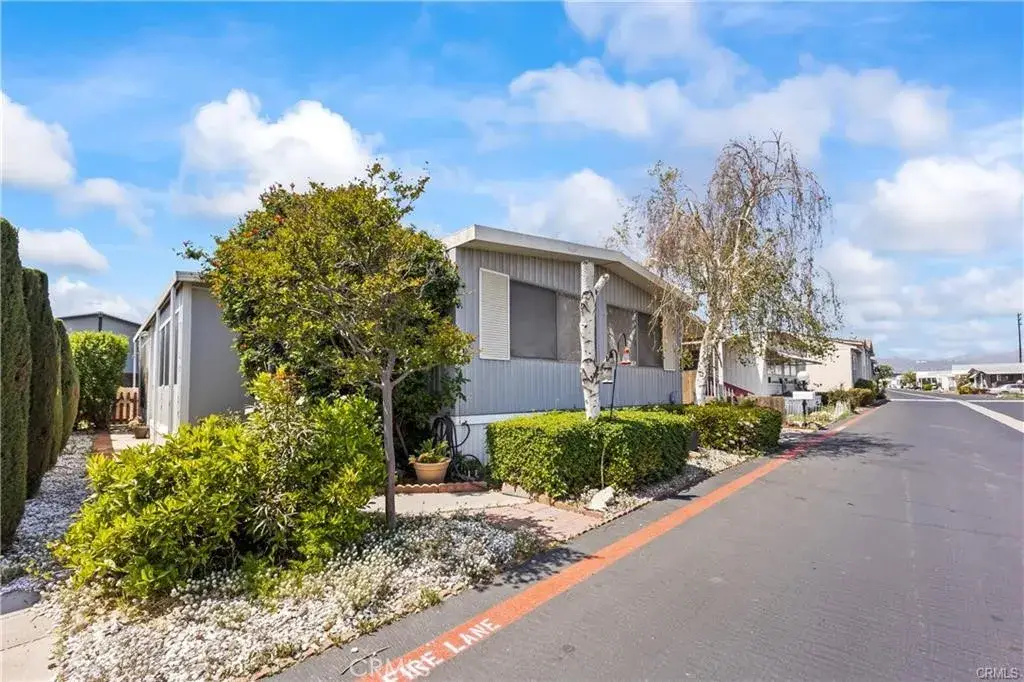 21500 Lassen #175, Chatsworth, CA 91311 - Image #1