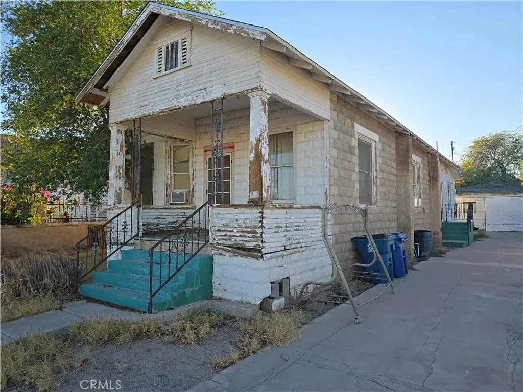 618 Palm Way, Needles, CA 92363 - Image #1