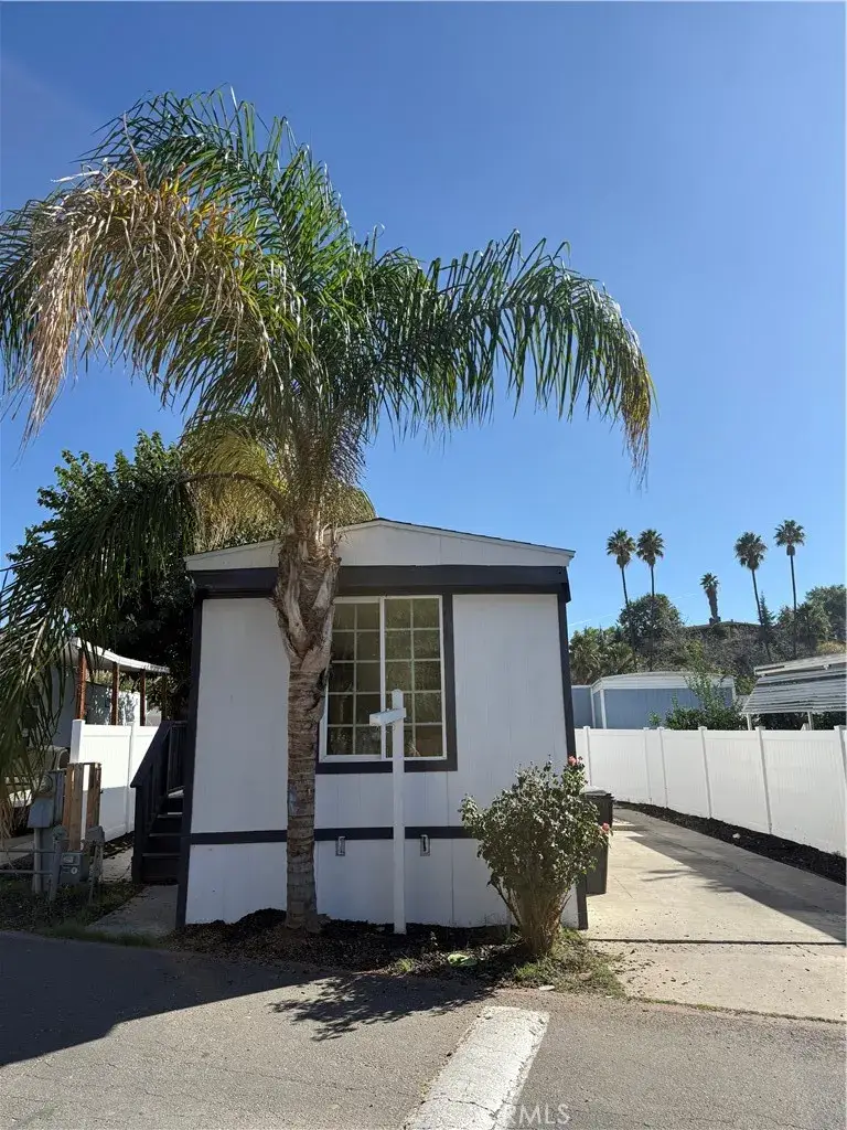 33848 Avenue G #50, Yucaipa, CA 92399 - Image #2