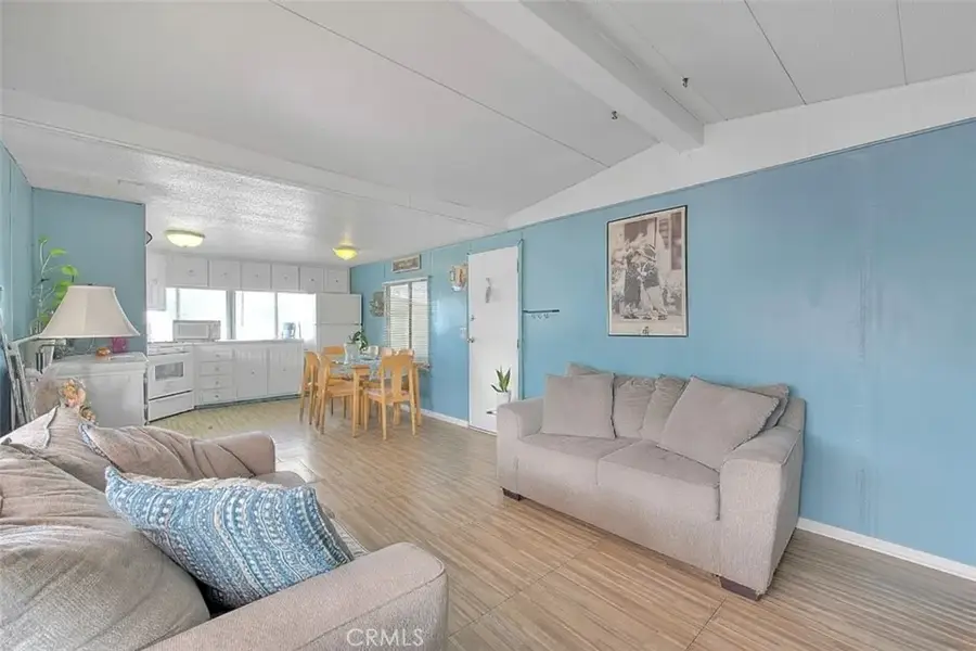 17333 Valley Blvd. #15E, Fontana, CA 92335 - Image #2