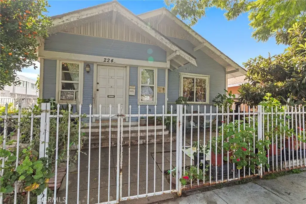 224 W 14th Street, Long Beach, CA 90813 - Image #1