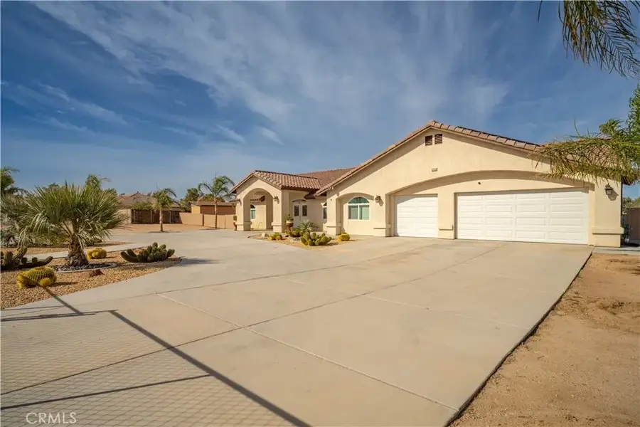 15914 Mission Street, Hesperia, CA 92345 - Image #2