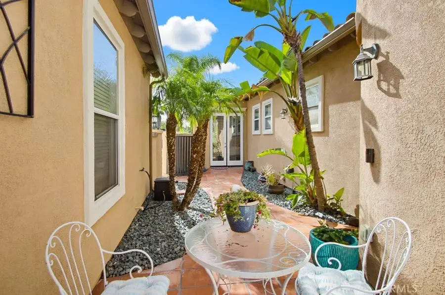 26161 Wyndemere Court, Escondido, CA 92026 - Image #2