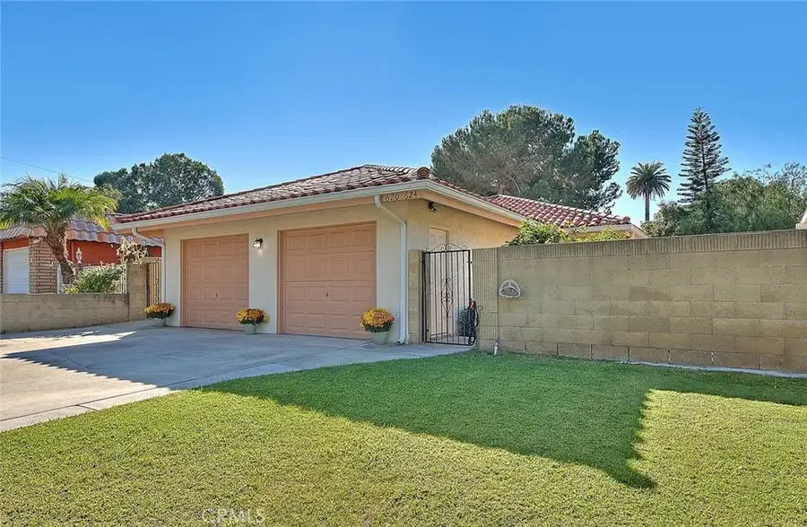 620 S Grand Street, Orange, CA 92866 - Image #3