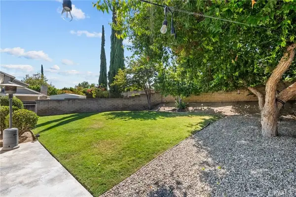 10059 Hillview Ave, Chatsworth, CA 91311
