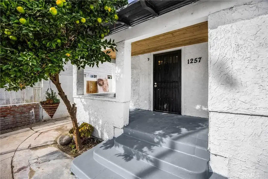 1257 E 51st, Los Angeles, CA 90011 - Image #2