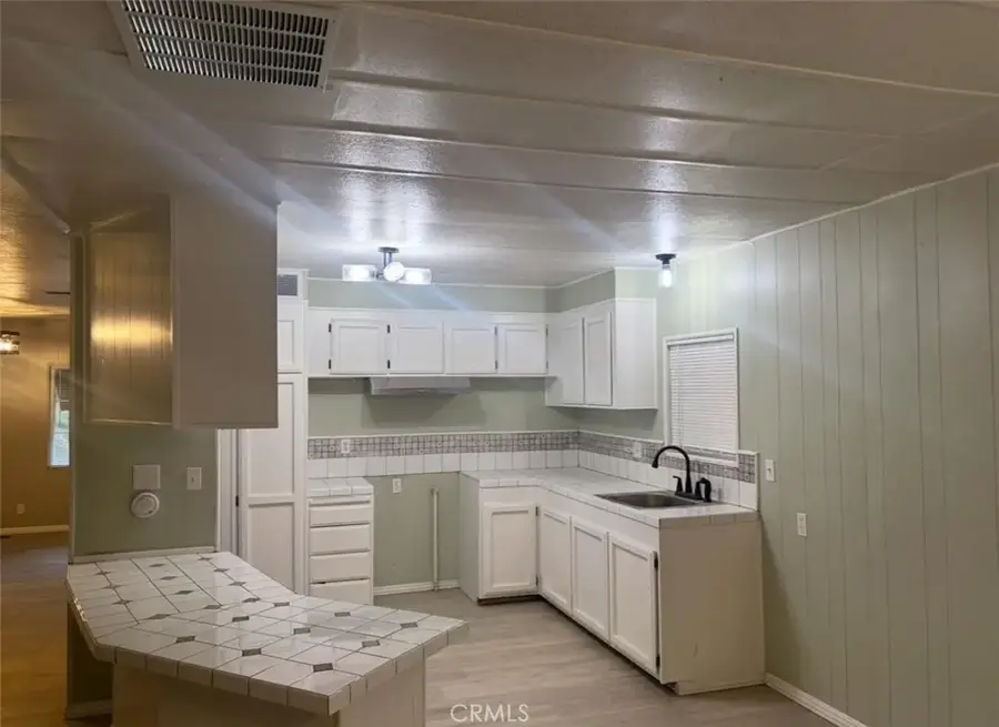 18266 Caliente Creek Road, Caliente, CA 93518 - Image #2