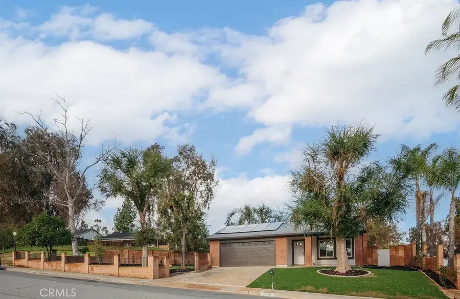 2430 Mesquite, Corona, CA 92882 - Image #3