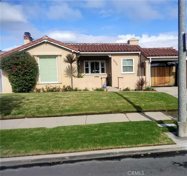 2035 W 71st, Los Angeles, CA 90047