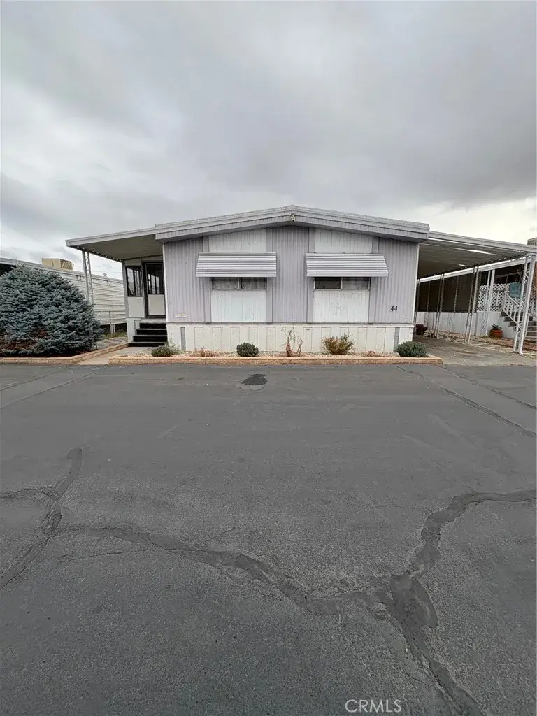 8655 Santa Fe East, Hesperia, CA 92345 - Image #2