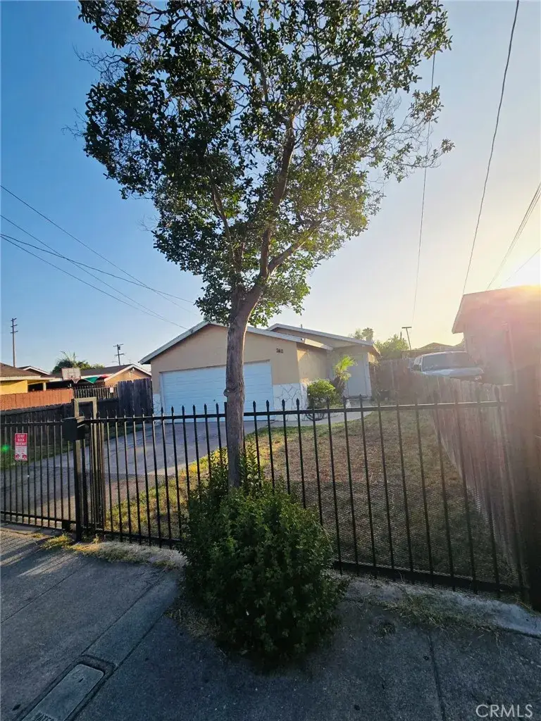 7411 Elsie, Los Angeles, CA 90001 - Image #3