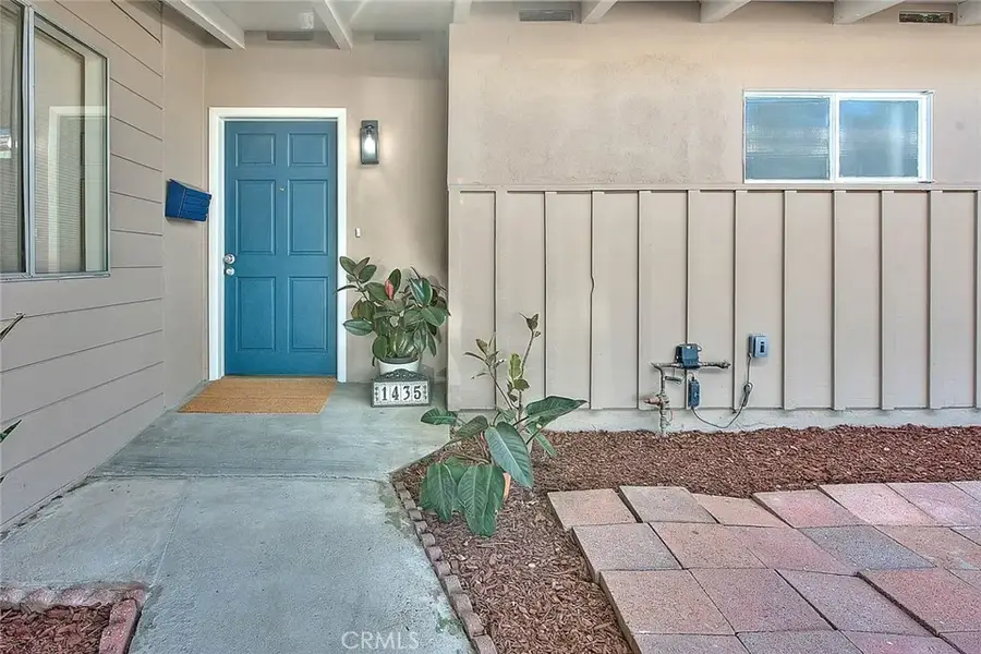 1435 W Rosewood Ct, Ontario, CA 91762 - Image #2