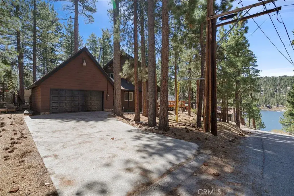 38992 Bayview Lane, Big Bear Lake, CA 92315 - Image #1