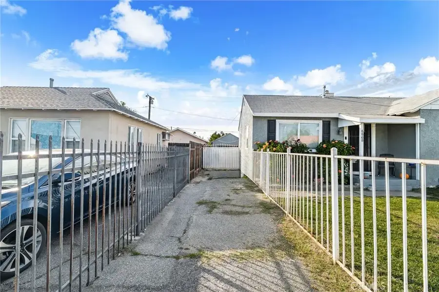 8868 Juniper Avenue, Fontana, CA 92335 - Image #3
