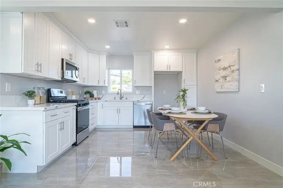 5509 Bonnie Street, San Bernardino, CA 92404 - Image #3