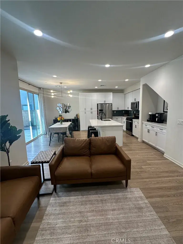 16064 Jamie Lane #3, Fontana, CA 92336 - Image #2