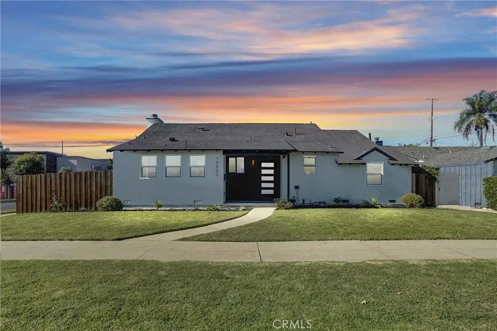 10505 Halbrent, San Fernando, CA 91345 - Image #1