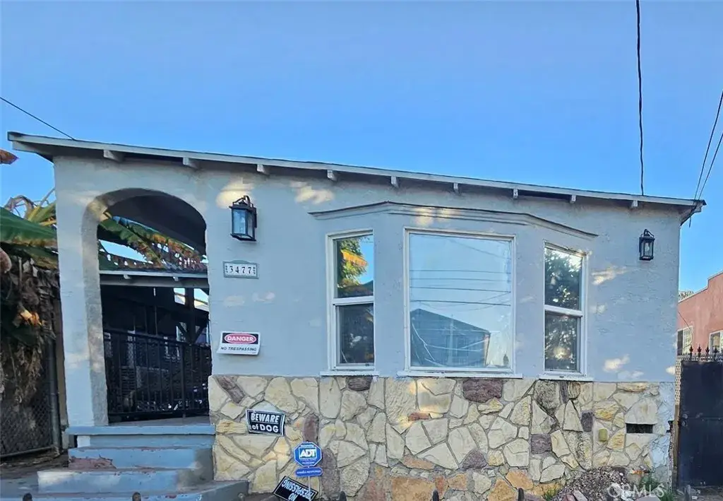3477 W 71st, Los Angeles, CA 90043 - Image #1