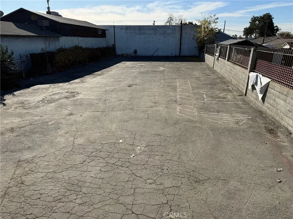 1284 E 3rd, Pomona, CA 91766 - #1