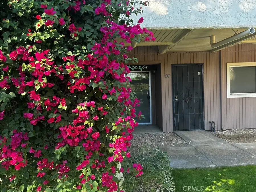 575 N Villa Court #107, Palm Springs, CA 92262 - Image #2