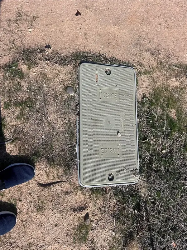 13255 Autumn Leaves, Victorville, CA 92395