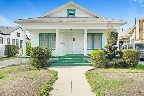 4239 South Raymond Avenue, Los Angeles, CA 90037