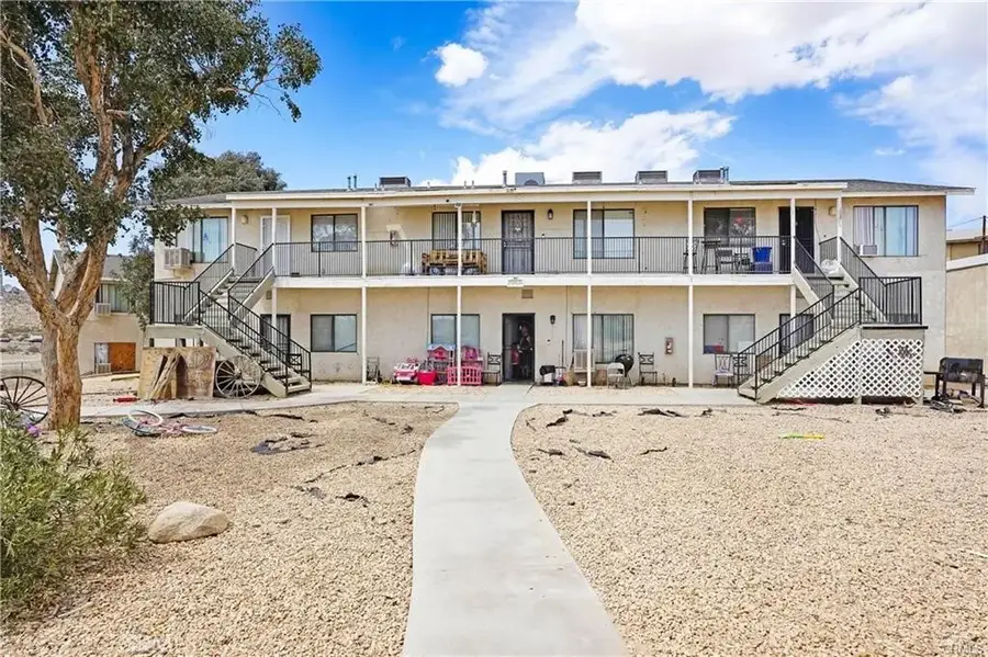 17802 Quantico, Apple Valley, CA 92307 - Image #2