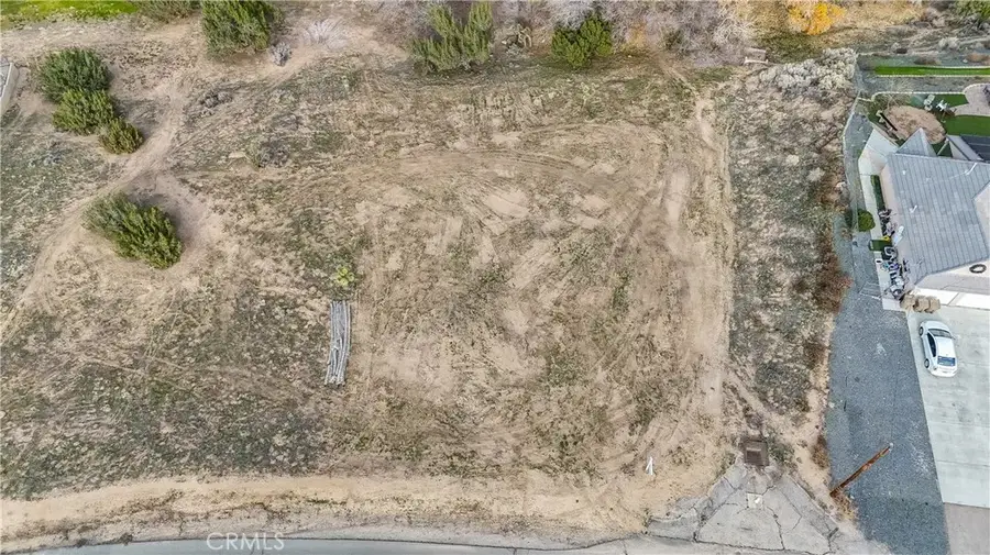 16 Bangor, Hesperia, CA 92345 - #2