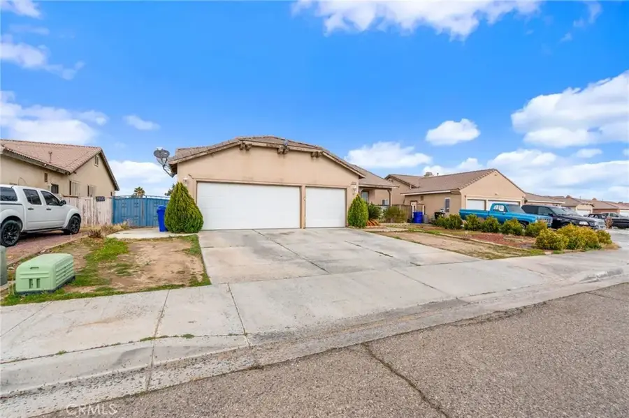 10726 Thorndale, Adelanto, CA 92301 - Image #2
