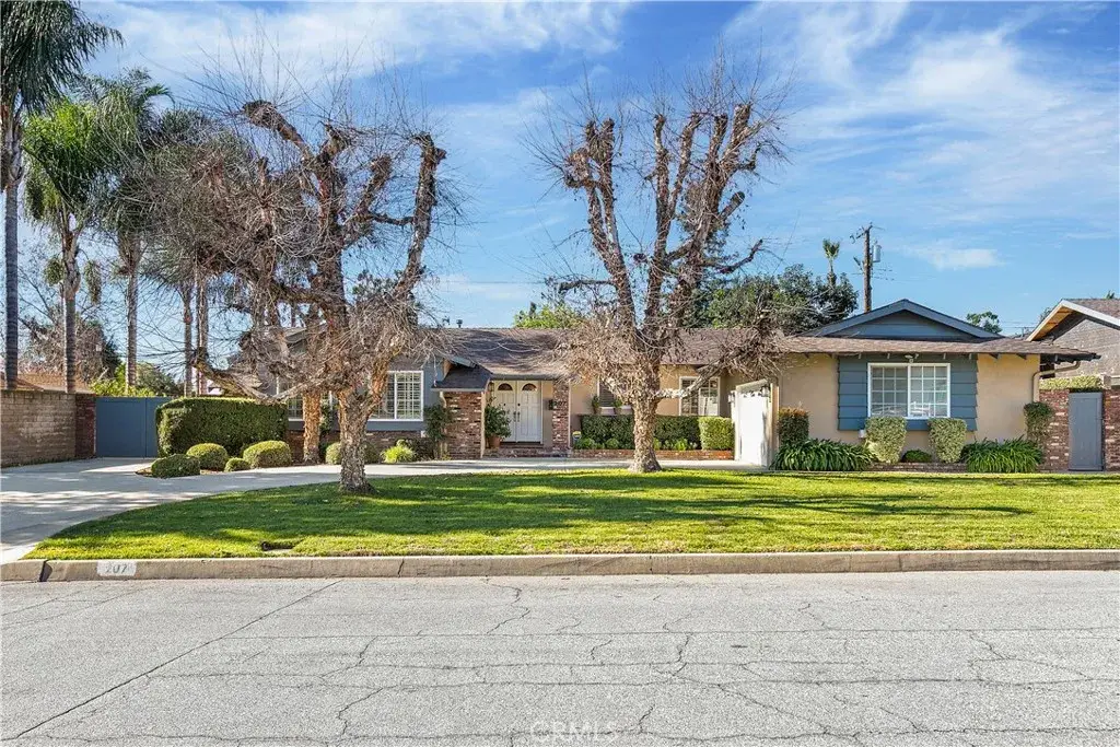 207 S Hacienda Ave., Glendora, CA 91741 - Image #1