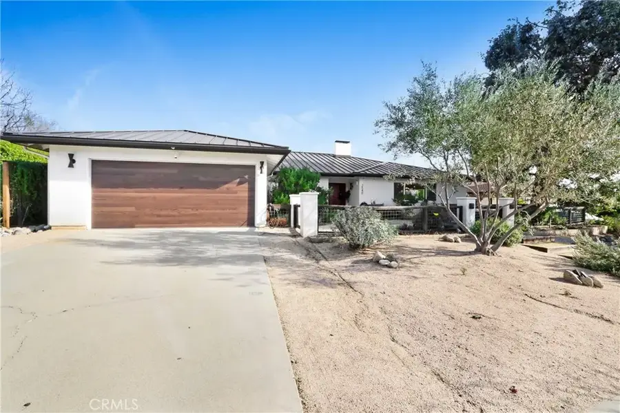 2540 Stonehill Court, Claremont, CA 91711 - Image #2