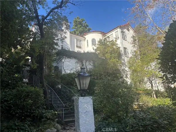 2329 N Edgemont, Los Angeles, CA 90027