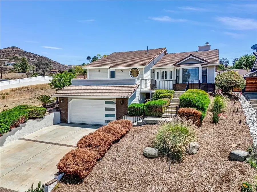 30998 Emperor, Canyon Lake, CA 92587 - Image #2