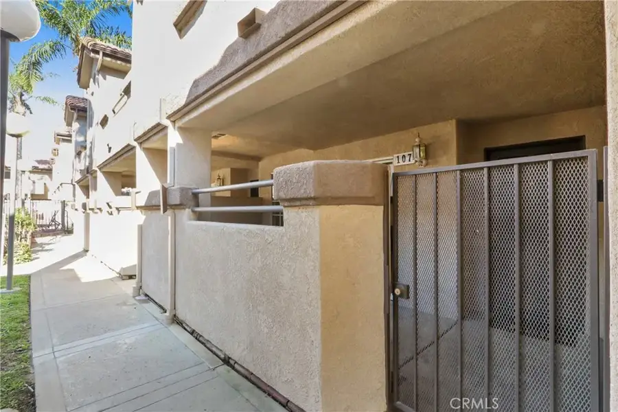 1215 N San Gabriel #107, Azusa, CA 91702 - Image #2
