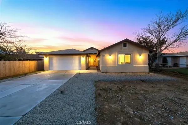 16241 Chestnut Street, Hesperia, CA 92345