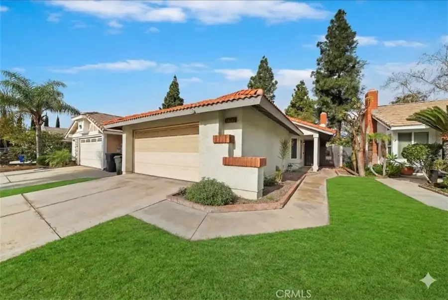 14502 Hillcrest Dr, Fontana, CA 92337 - Image #2