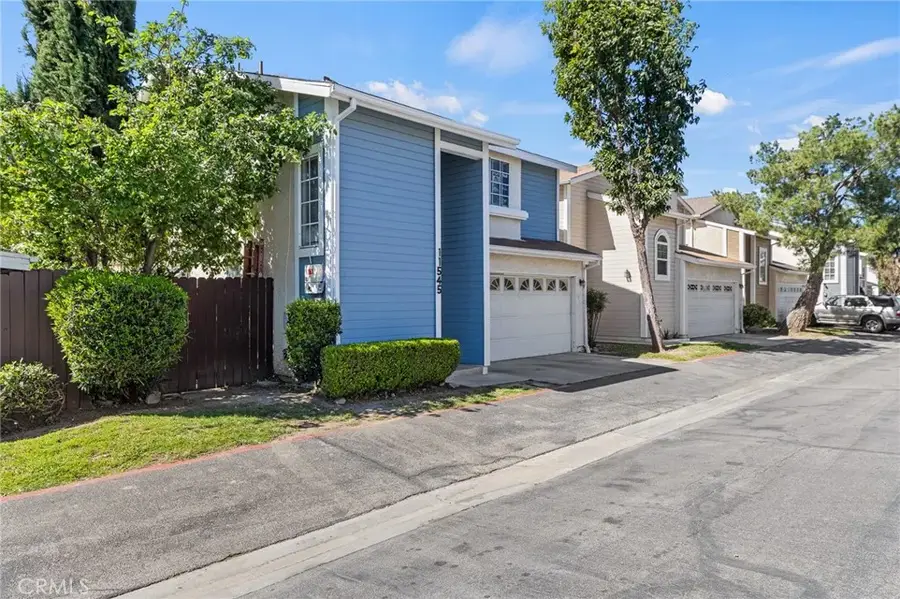 11545 Honeyglen, Pacoima, CA 91331 - #2