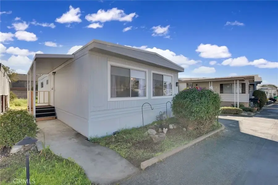 840 Foothill #27, Azusa, CA 91702 - #2