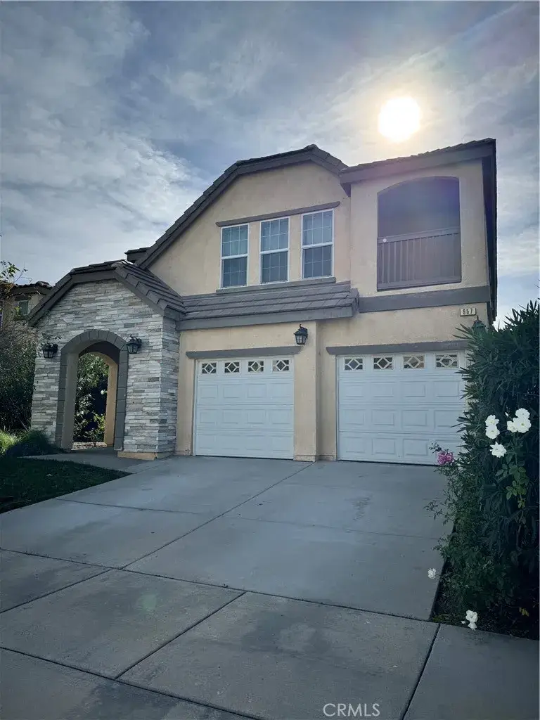 957 W Tibbot St., Rialto, CA 92377 - Image #2