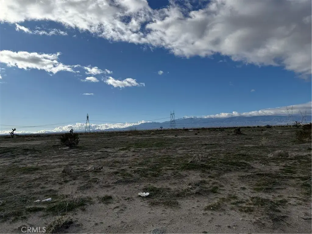 0 Sandstone St, Phelan, CA 92371 - #1