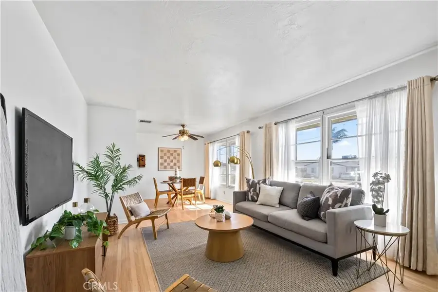 15974 Hawthorne, Fontana, CA 92335 - Image #3