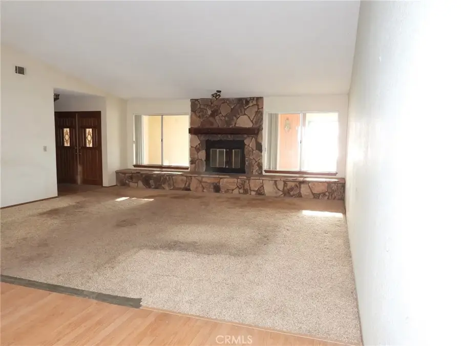 13665 Driftwood, Victorville, CA 92395 - Image #3