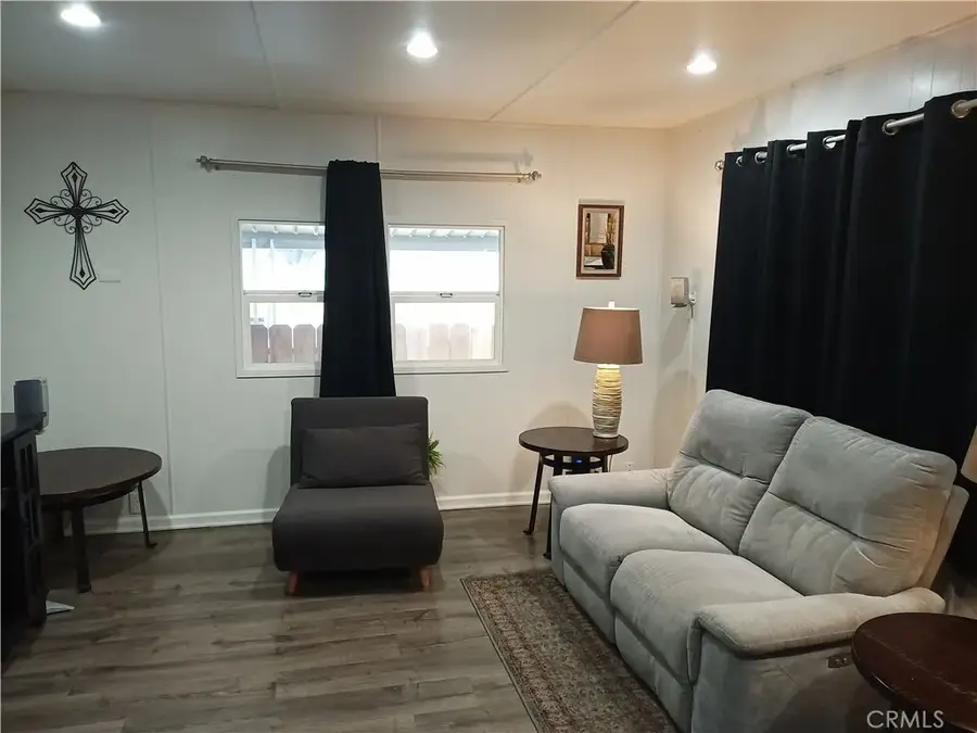 425 20th Century #E1, Turlock, CA 95380 - #2