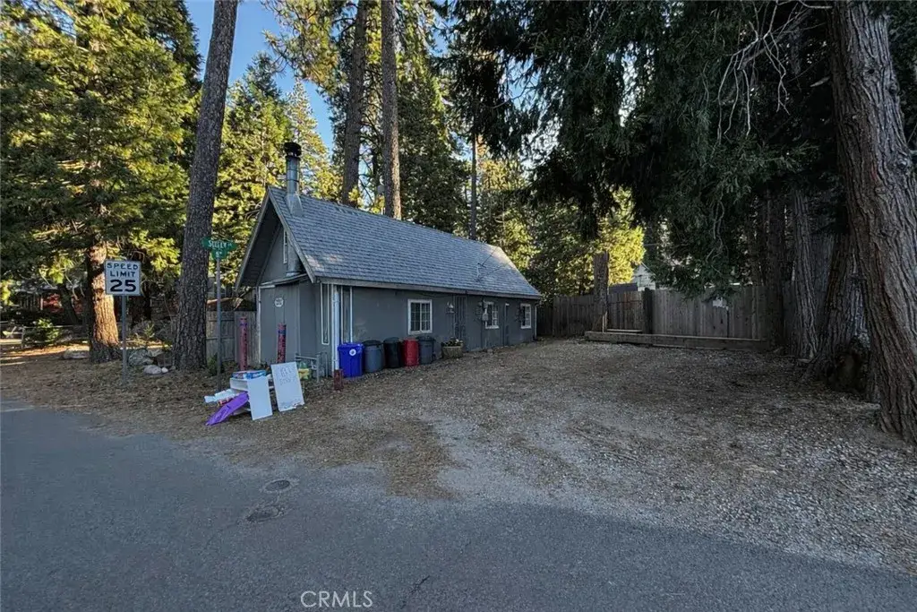 22901 Fir, Crestline, CA 92325 - Image #1