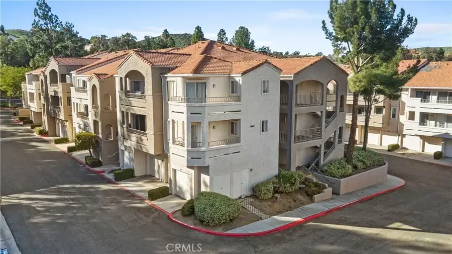 1980 Las Colinas #208, Corona, CA 92879 - Image #2