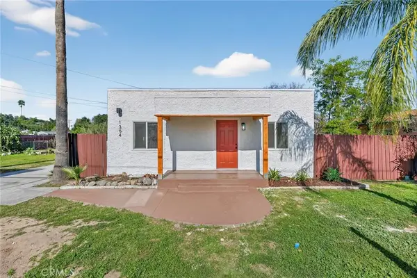 1364 W 15th, San Bernardino, CA 92411
