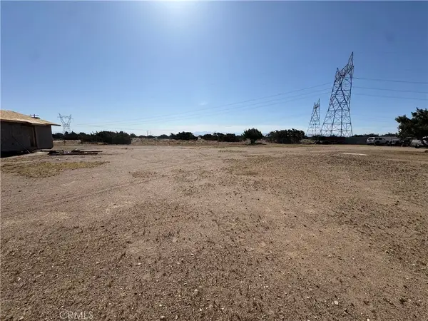 10717 Muscatel, Oak Hills, CA 92344