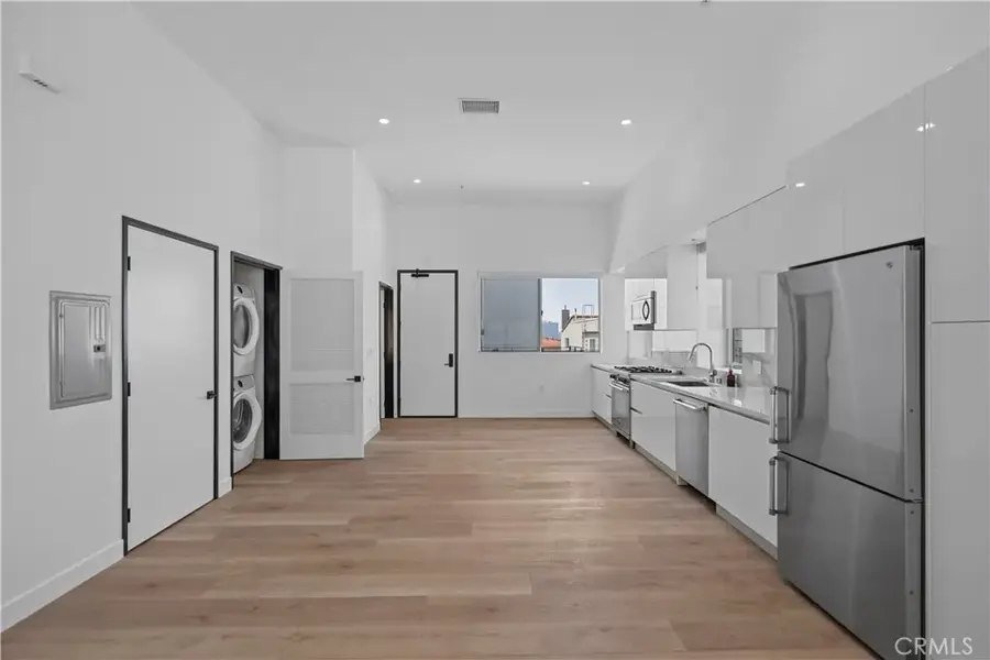 957 Figueroa Terrace #318, Los Angeles, CA 90012 - Image #2