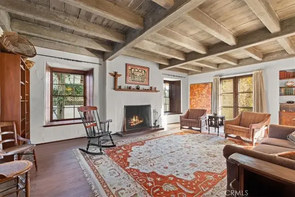 472 W 10th Street, Claremont, CA 91711