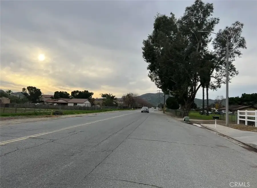 0 7th St, San Jacinto, CA 92582 - #3